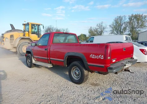 2000 GMC Sierra 2500 Classic Sl z USA, uszkodzony, nr VIN 1GTGK24R3YR101344